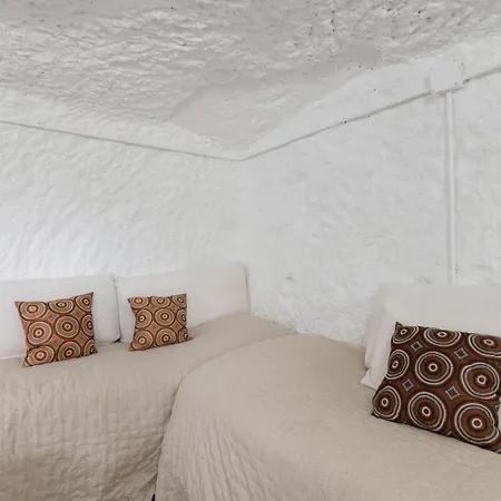 Apartment With Cave Trekking Trails *