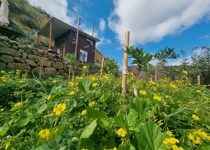 With Cave Trekking Trails Appartement