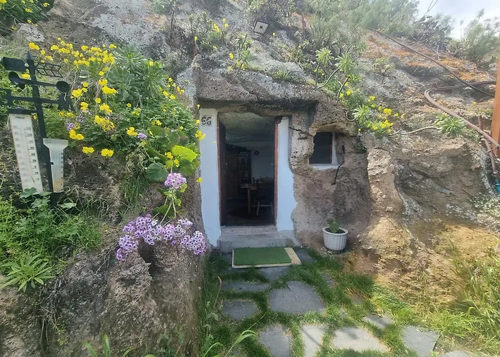 With Cave Trekking Trails Appartement Tafira