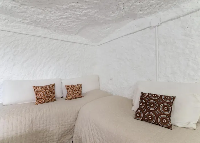 Appartement With Cave Trekking Trails *